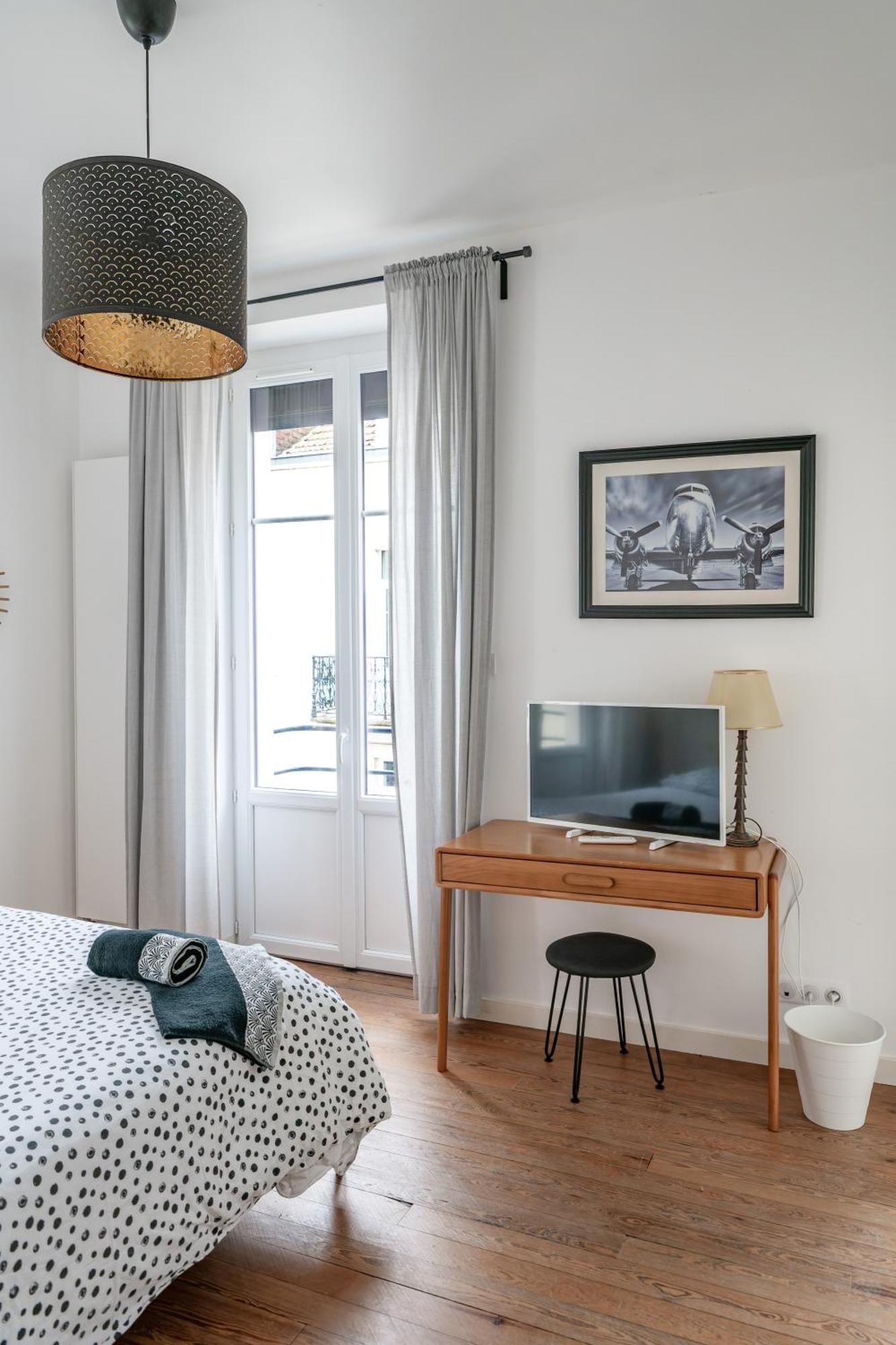 Grande Maison Vichy - Maison Ou Appartements En Centre Ville Habitación foto